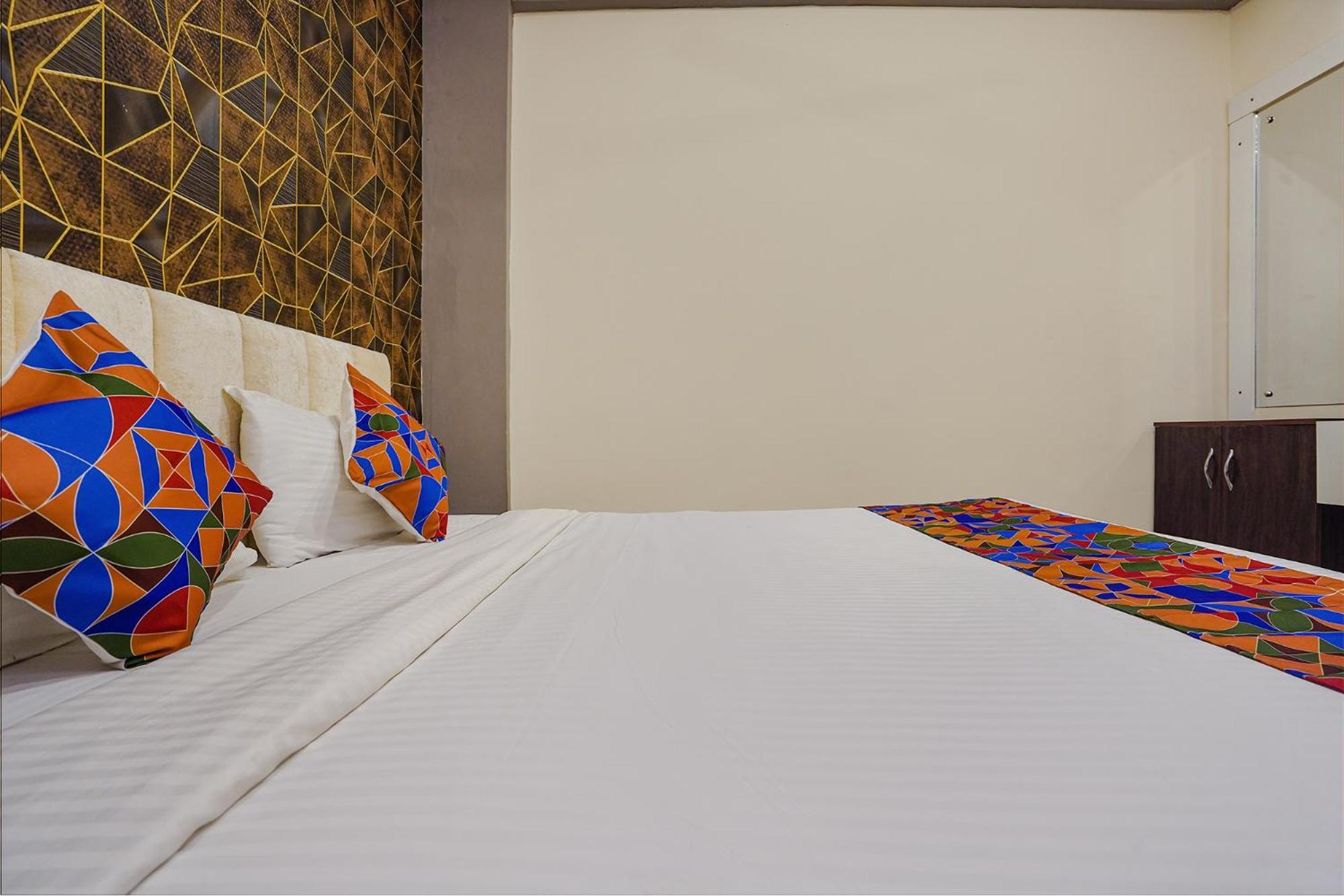 נאגפור Fabhotel Olive Stay Inn מראה חיצוני תמונה
